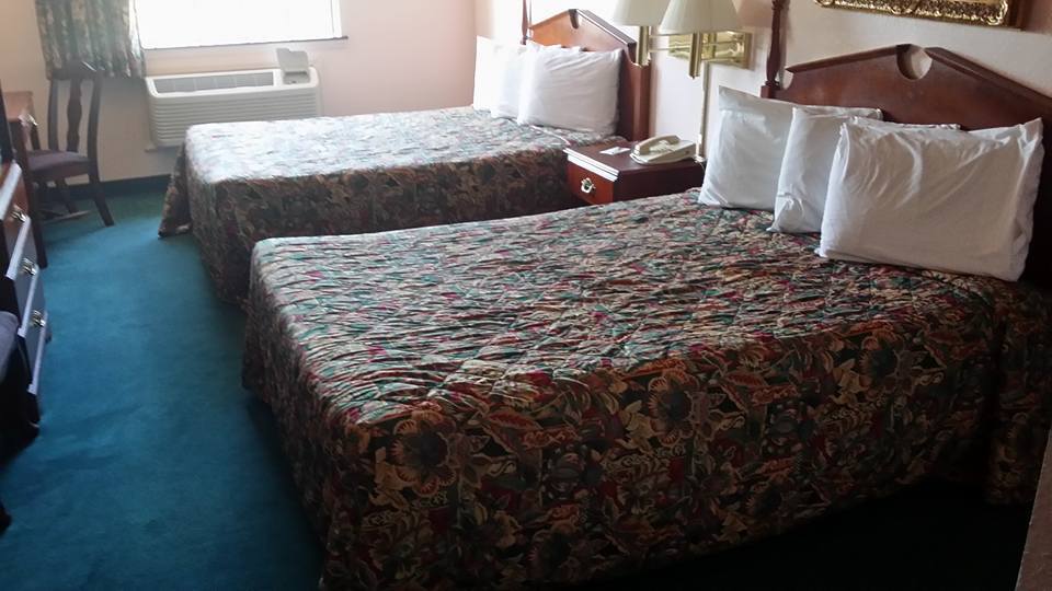 More Photos Of 1490 E US Highway 36, Urbana Hotel For Sale