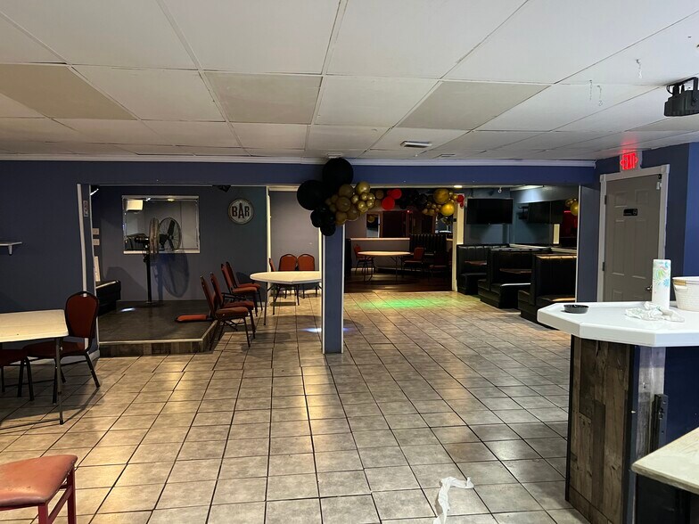 More Photos Of 2716 Dodson Ave, Chattanooga General Retail For Sale