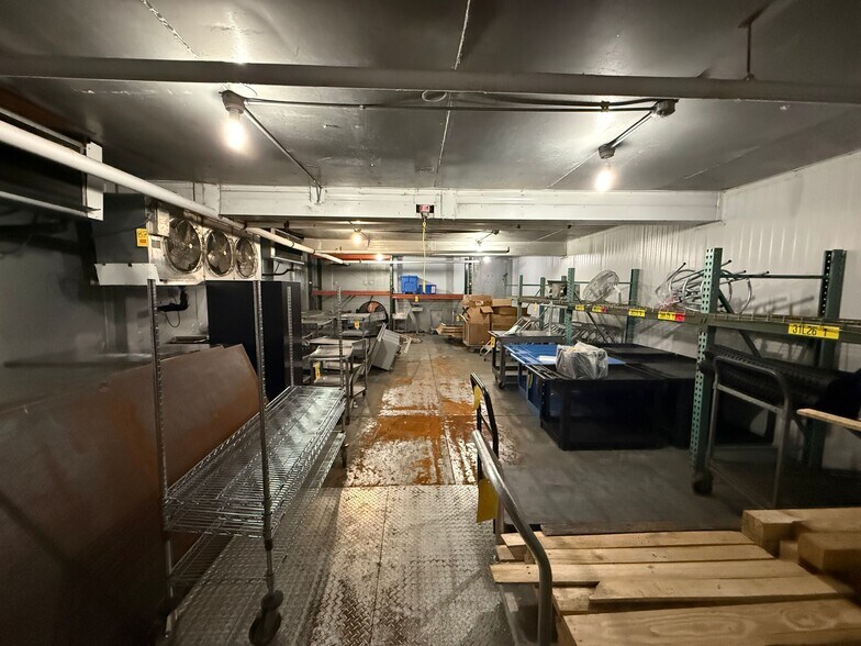 More Photos Of 960 Creek Rd, Bellmawr Food Processing For Lease