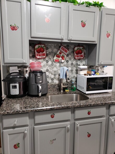 More Photos Of 79-81 Washington St, Perth Amboy Apartments For Sale