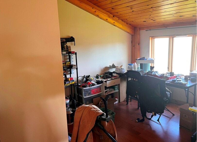 More Photos Of 7300 MN-6, Remer Auto Repair For Sale