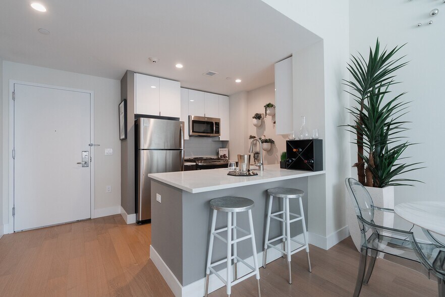 More Photos Of 57 Bank St, White Plains Apartments For Lease