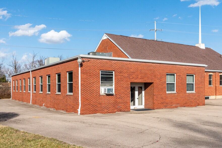 More Photos Of 4445 Wilmington Pike, Dayton Religious Facility For Sale