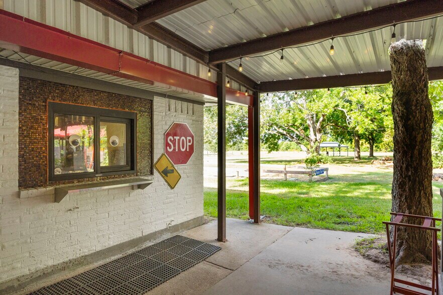 More Photos Of 18541 Mueschke Rd, Cypress Restaurant For Sale