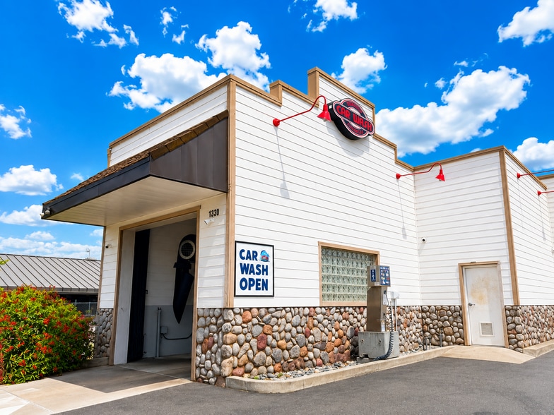 More Photos Of 1330 Feather River Blvd, Oroville Service Station For Sale
