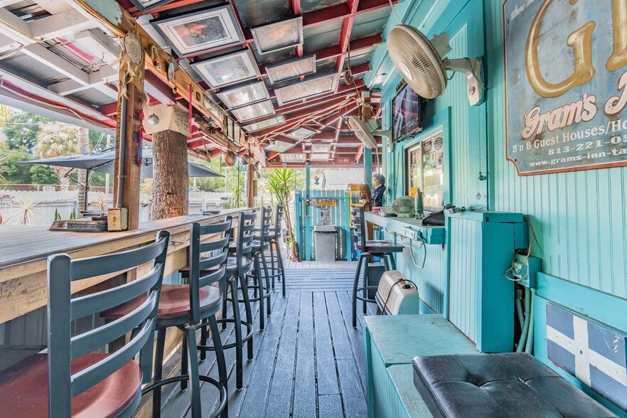 More Photos Of 3109 N Ola Ave, Tampa Hospitality For Sale