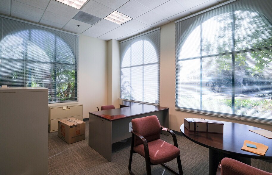 More Photos Of 6500 Hollister Ave, Goleta Office Residential For Lease