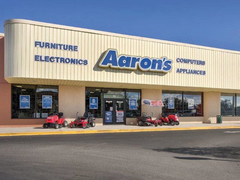 More Photos Of 5275 Babcock St NE, Palm Bay General Retail For Sale