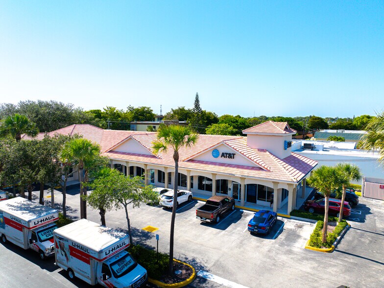 More Photos Of 411 S Federal Hwy, Deerfield Beach Unknown For Lease