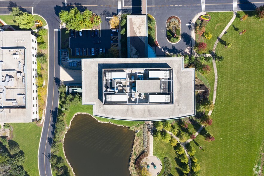 More Photos Of 3250 Lacey Rd, Downers Grove Office For Lease