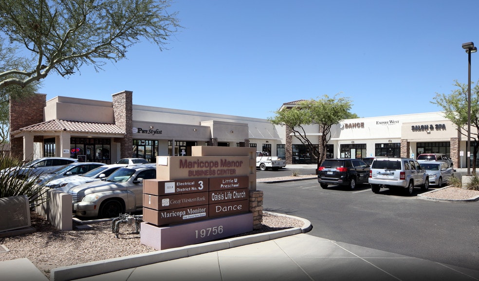 More Photos Of 19756 N Maricopa Rd, Maricopa Storefront Retail Office For Lease