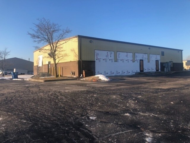 More Photos Of 512 Herriman Ct, Noblesville Warehouse For Lease