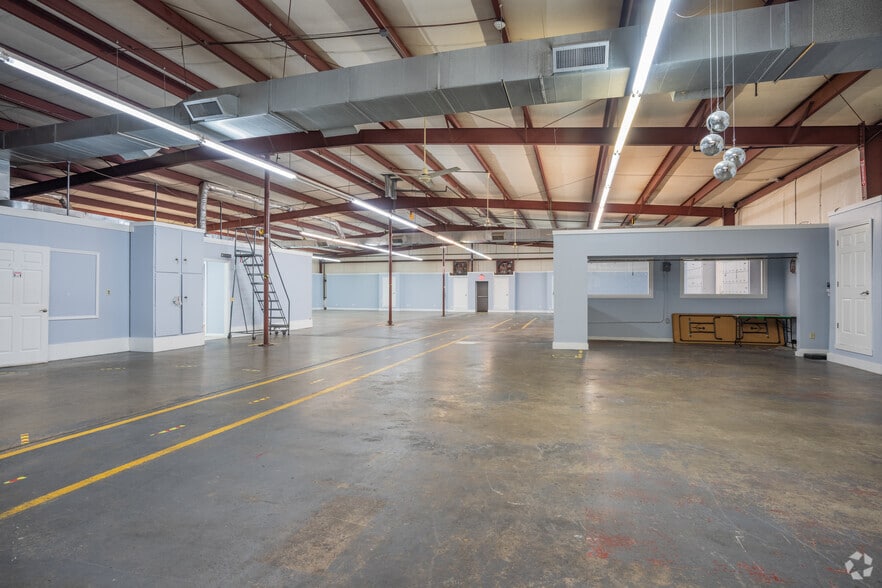 More Photos Of 1595 Highway 411 NE, Cartersville Service For Lease