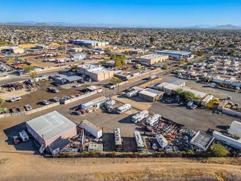 More Photos Of 7659 W Hatcher Rd, Peoria Warehouse For Sale