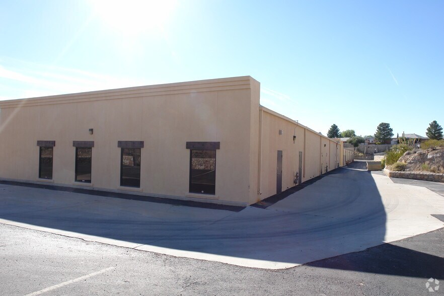 More Photos Of 7100 Westwind Dr, El Paso Medical For Sale