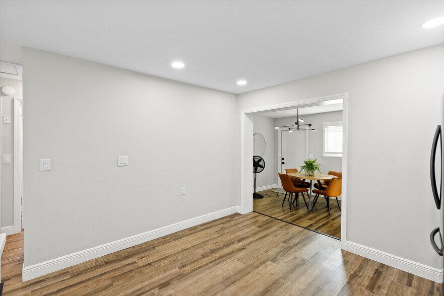 More Photos Of 2456 SW Hideaway Ln, Stuart Apartments For Sale