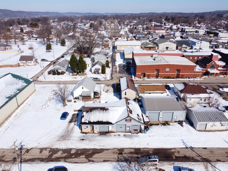 More Photos Of 401 29th St, Vienna Auto Repair For Sale