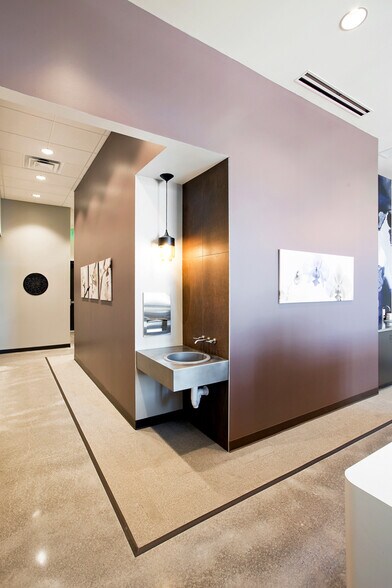 More Photos Of 2950 Havana St, Denver Medical For Sale