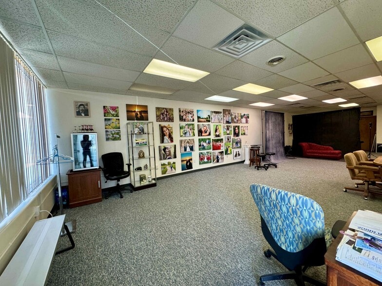 More Photos Of 115-159 Marion Blvd, Marion General Retail For Lease