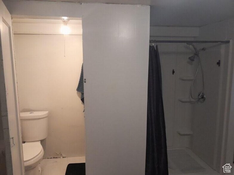 More Photos Of 22 Main st, Duchesne Office Residential For Sale