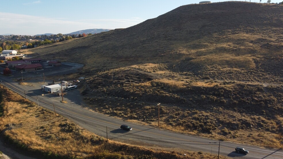 More Photos Of tbd West Van Giesen Street, West Richland Land For Sale