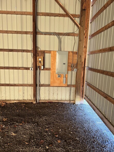 More Photos Of 52 Legion Dr, Oley Warehouse For Lease