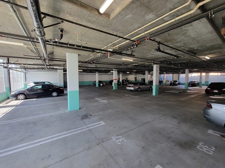 More Photos Of 1836-1852 Locust Ave, Long Beach Apartments For Lease