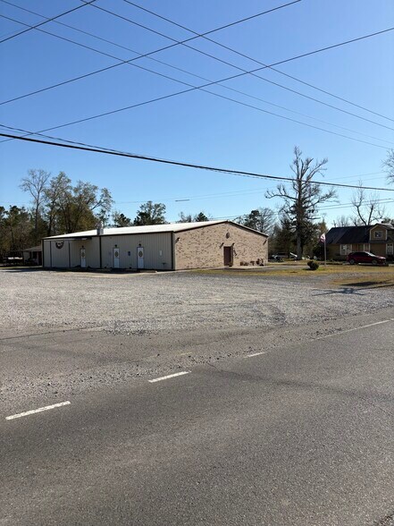 More Photos Of 2540 Miller Ave, Westlake Specialty For Sale