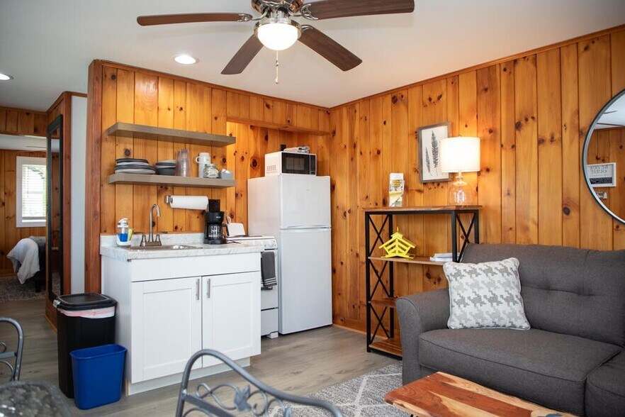 More Photos Of 2445 US-9 Rt, Peru Hotel For Sale