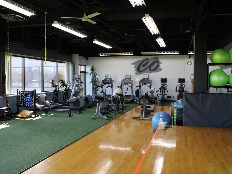 More Photos Of 101 Camelot Dr, Fond Du Lac Health Club For Sale