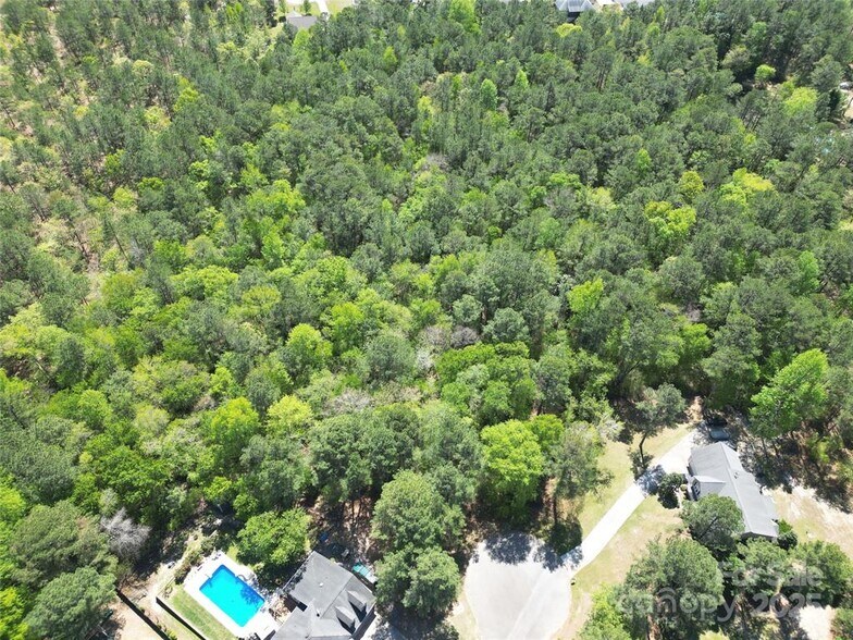 More Photos Of TBD TBD Queens Cove Way, Carthage Land For Sale