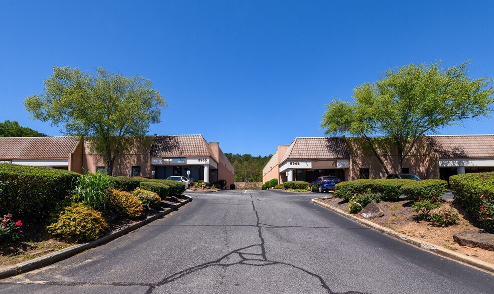 More Photos Of 6945 Oak Ridge Pky, Austell Light Manufacturing For Lease