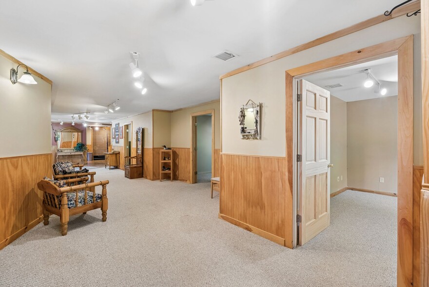 More Photos Of 37-41 Roosevelt Trl, Casco Office For Sale
