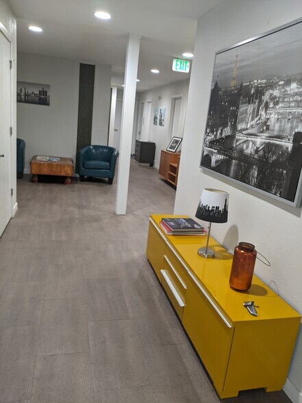 More Photos Of 302 N 3rd St, Watertown Office For Sale