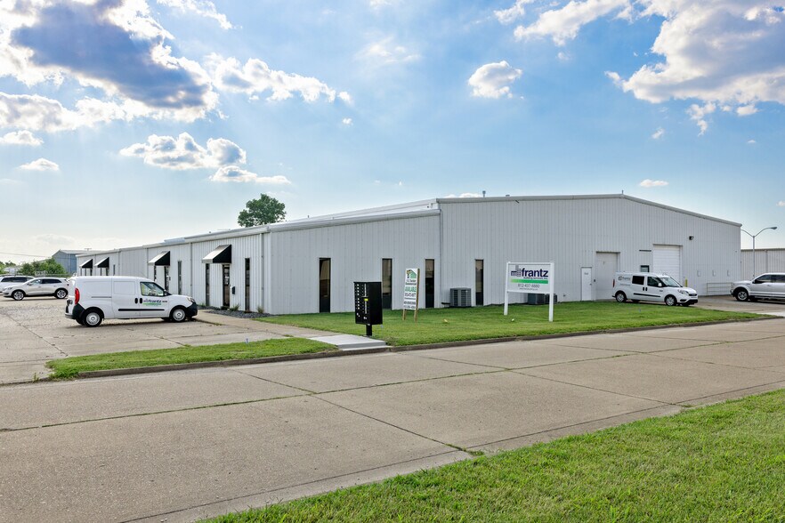 More Photos Of 2626 Kotter Ave, Evansville Warehouse For Sale