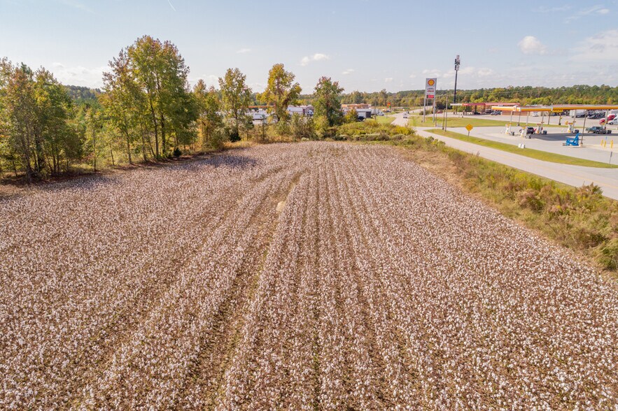 More Photos Of 700 Moores Ferry Rd, Skippers Land For Sale