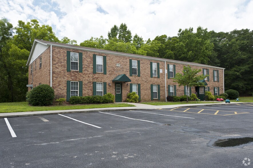 More Photos Of 1204-1216 Lakeview Dr NW, Conyers Apartments For Sale