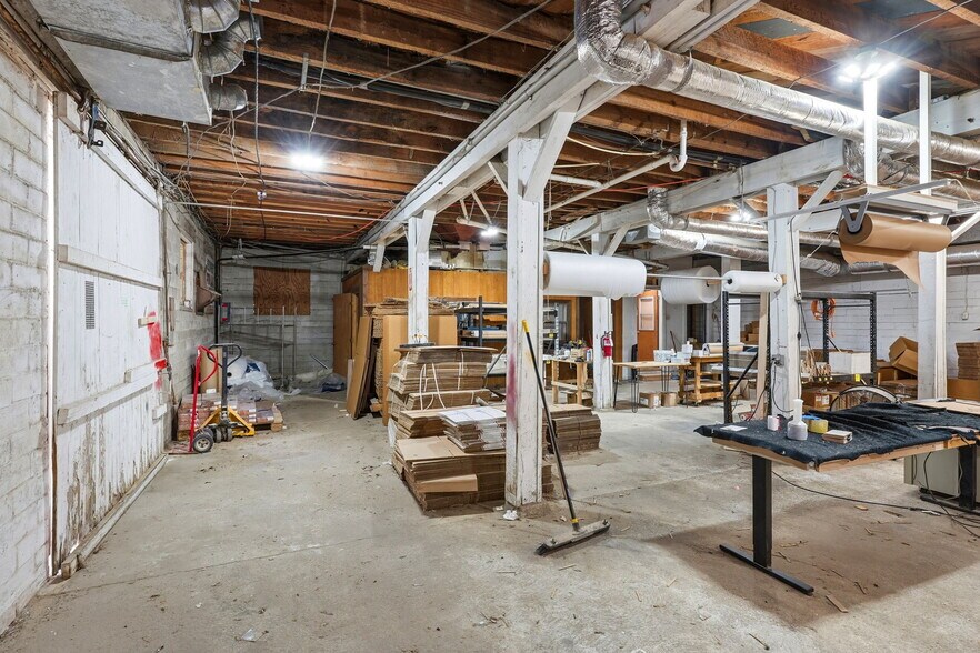 More Photos Of 765 E Washington St, Monticello Auto Repair For Sale