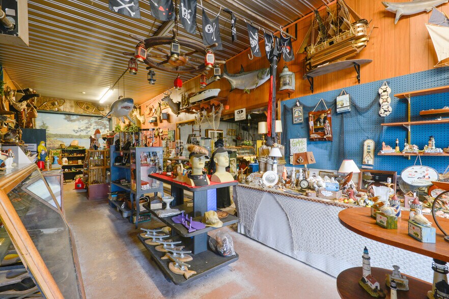 More Photos Of 3675 County Route 6, Hammond Shipyard For Sale