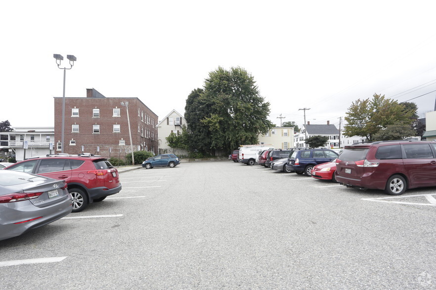 More Photos Of 27 Washington St, Biddeford Office For Lease