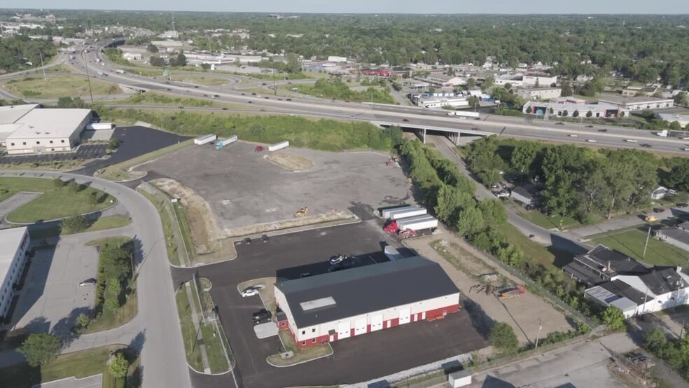 Primary Photo Of 2345 Enterprise Place park, Indianapolis Truck Terminal For Lease