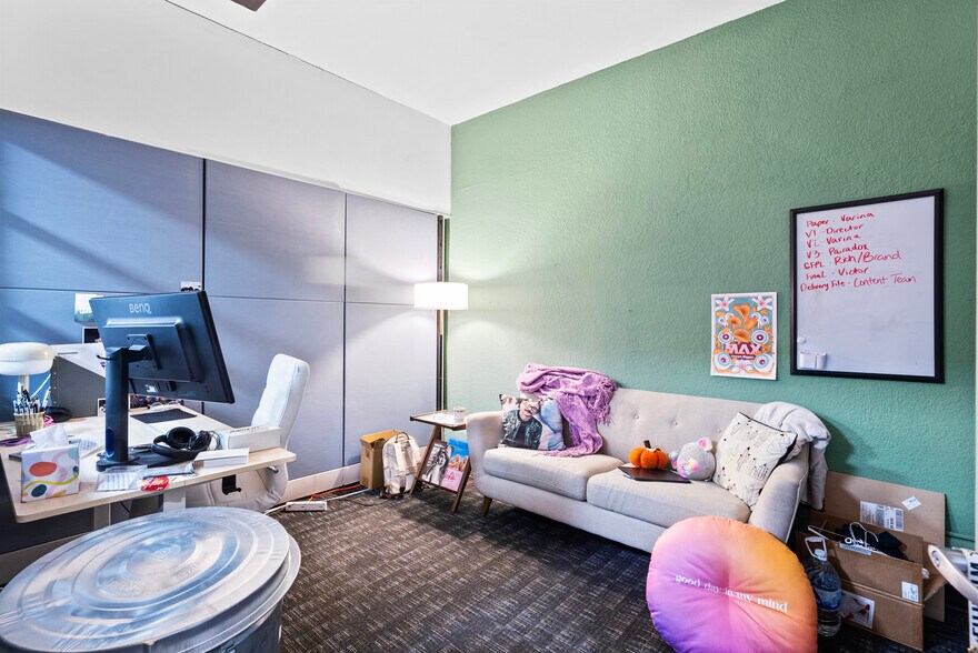 More Photos Of 833 N Hollywood Way, Burbank Office For Lease