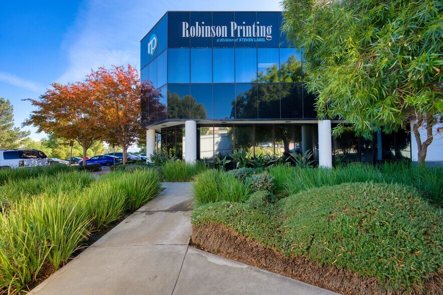 More Photos Of 42685 Rio Nedo, Temecula Manufacturing For Sale