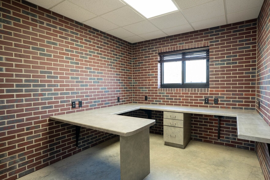 More Photos Of N5550 County Road Z, Onalaska Flex For Sale