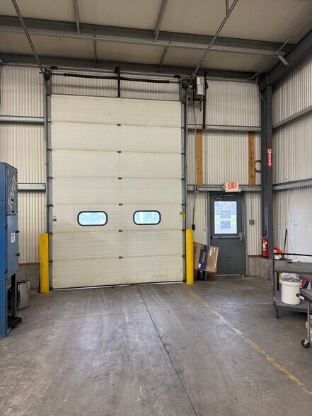 More Photos Of 2190 Montmorenci Rd, Ridgway Warehouse For Lease