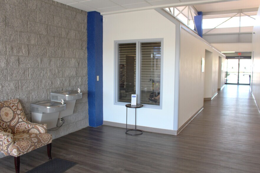 More Photos Of 13949 W Meeker Blvd, Sun City Medical For Lease
