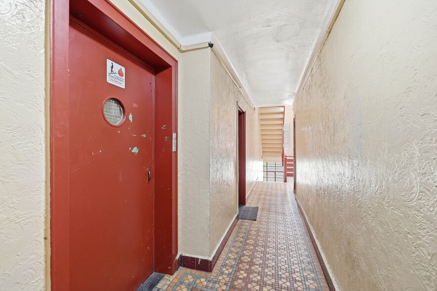 More Photos Of 2310 Creston Ave, Bronx Apartments For Sale