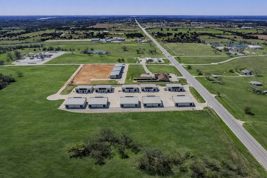 More Photos Of 4620 US 377 Hwy, Aubrey Unknown For Lease