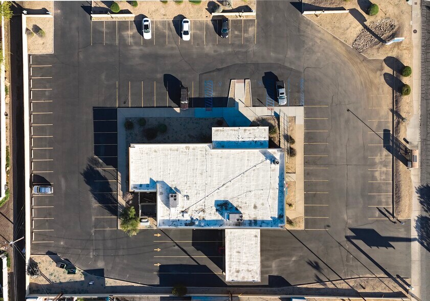 More Photos Of 3100 W Indian School Rd, Phoenix Bank For Sale