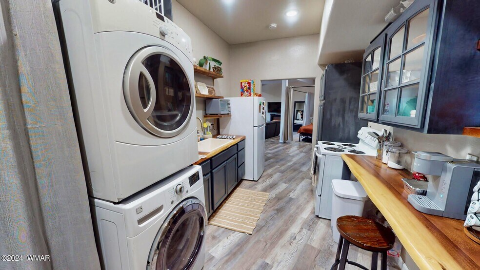 More Photos Of 7056 Bustin Dutch Trl, Show Low Multifamily For Sale